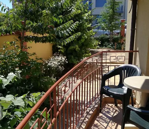 בית הארחה Radiana רבדה